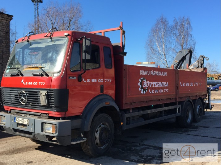 Грузовые машины с манипуляторами - 3